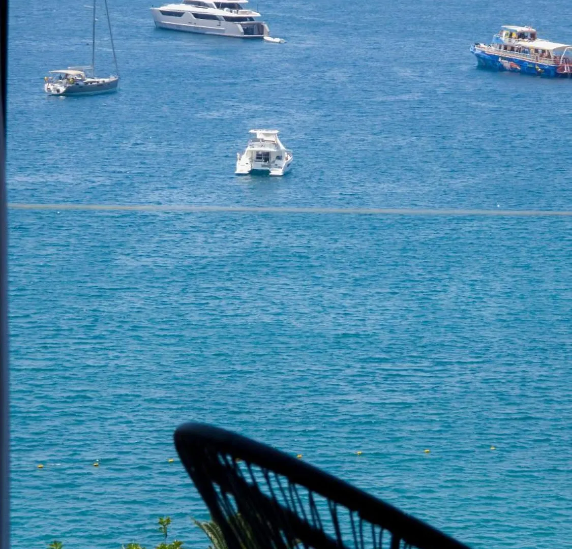 Kanes Boutique Hotel Sarande 3*,