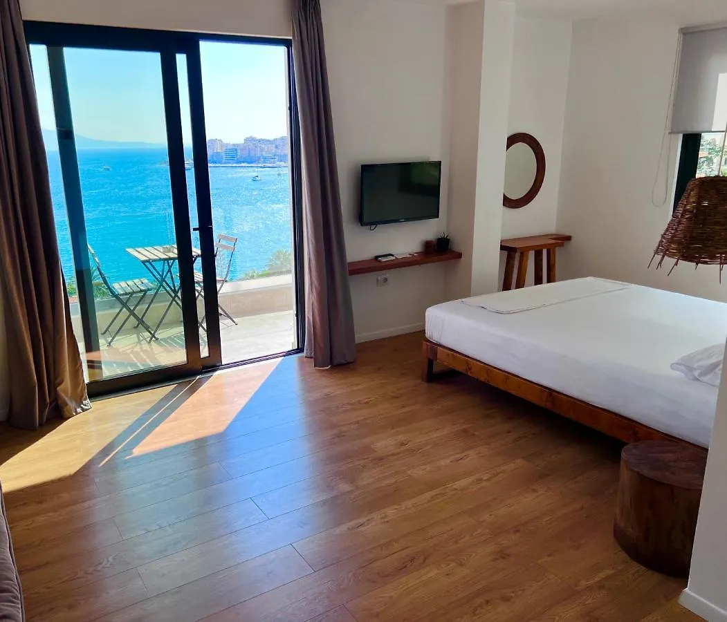 Kanes Bohemian Boutique Hotel Саранда