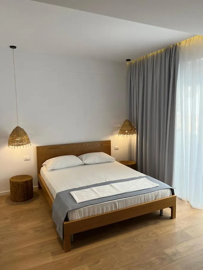 Kanes Bohemian Boutique Hotel Саранда