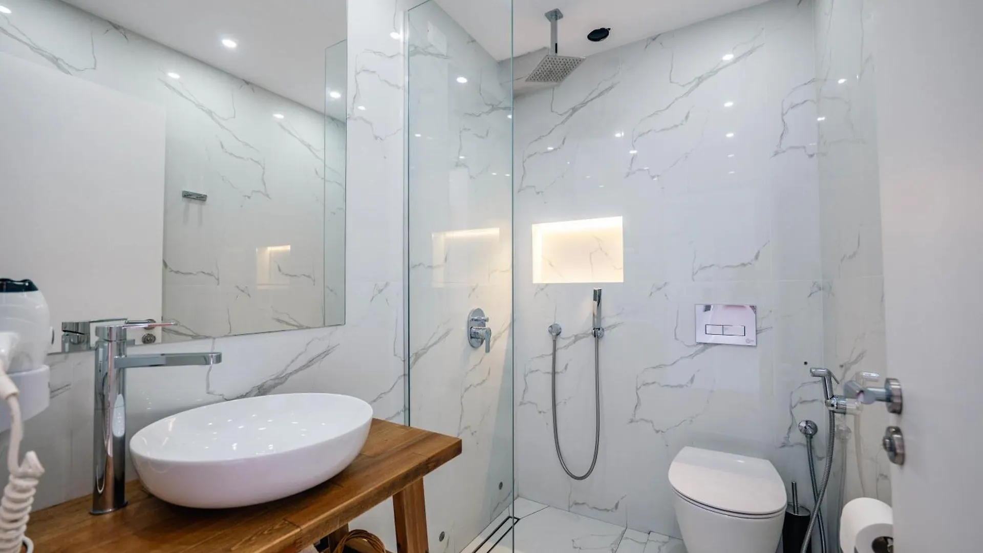 Kanes Boutique Hotel Σαράντα 3*,  Αλβανία